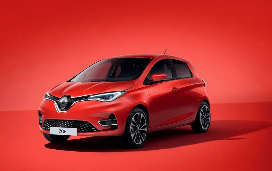 مقایسه Renault Zoe با Tesla Model 3